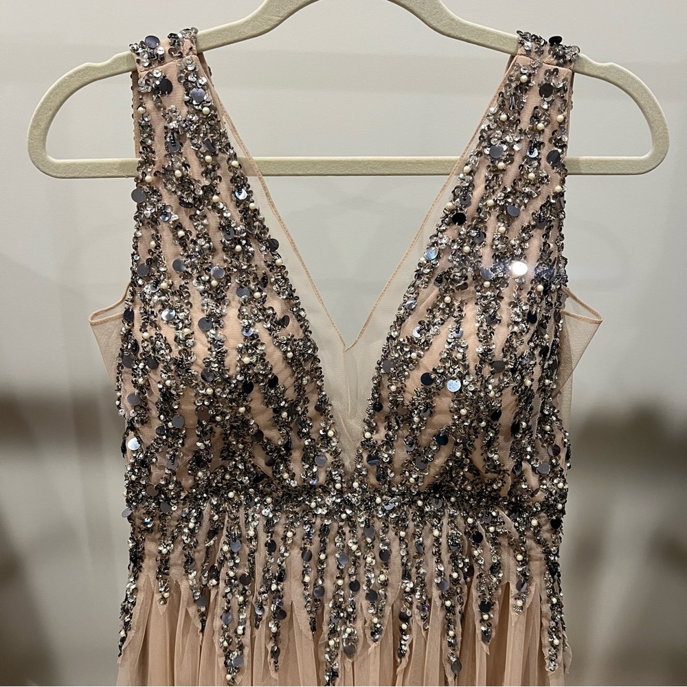 Aidan Mattox Blush Sequin Embellished V-Neck Prom Dress